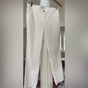 Brax women’s white pants with 5 pockets and geometric pattern size 31-32 .